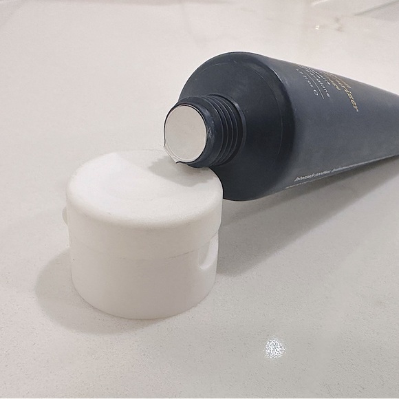 onekind Dream Cream Nighttime Moisturizer - Picture 4 of 4